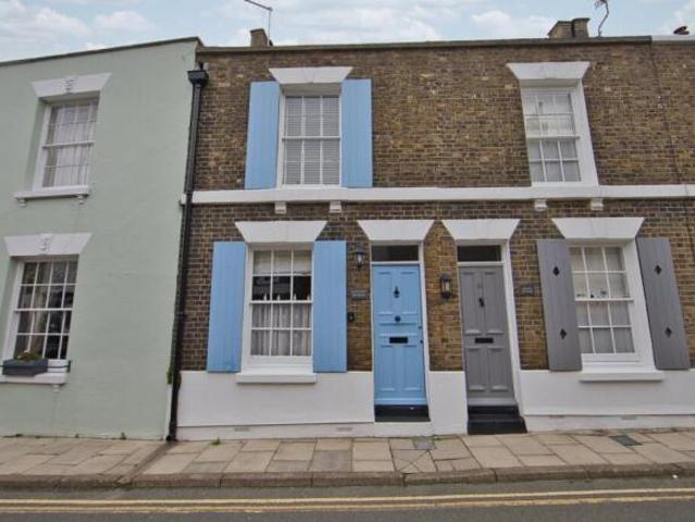 Cottage for sale in Middle Deal, Ash