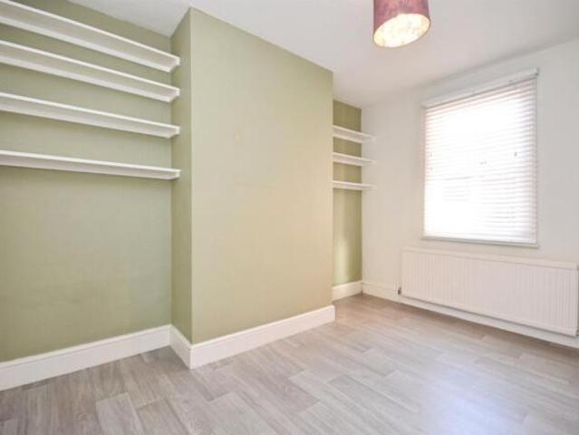 Farm for sale in Pilgrims' Hatch, Navestock Side