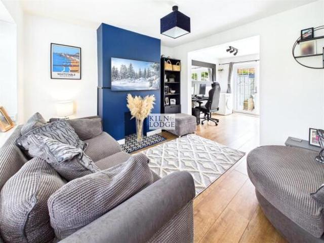 Cottage for sale in Moulsham, Chelmsford