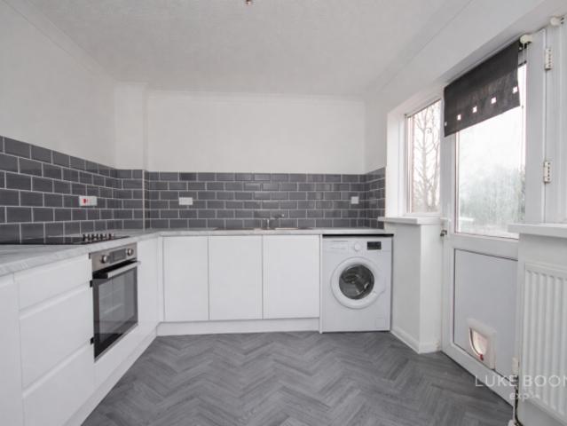 Cottage for sale in Mount Wise
