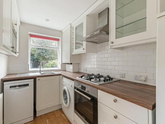 Cottage for sale in Five Acres, Hertfordshire