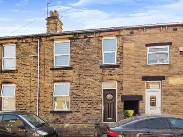 House for sale in Ossett, West Yorkshire