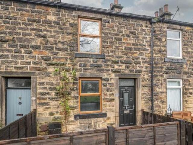 House for sale in West Chevin, Guiseley