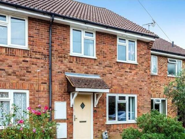 House for sale in Oxted, Hillview