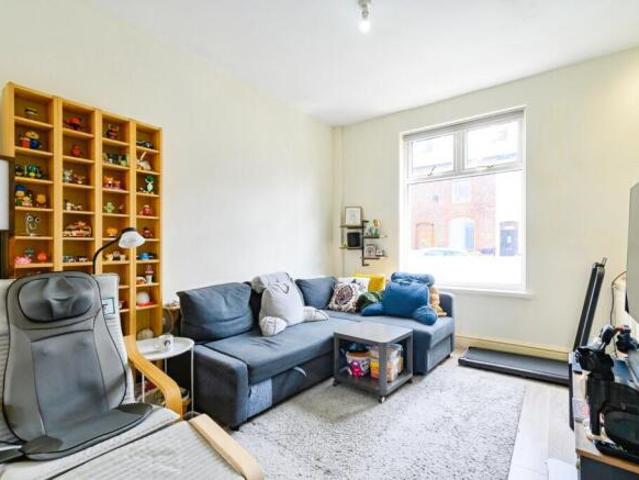 Cottage for sale in Georgia, Greater Manchester