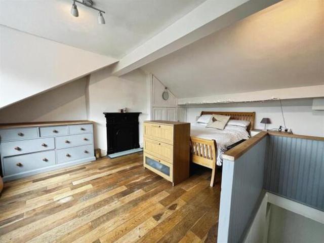 Cottage for sale