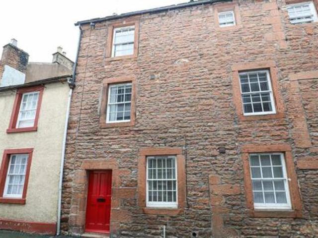 House for sale in Fell Lane