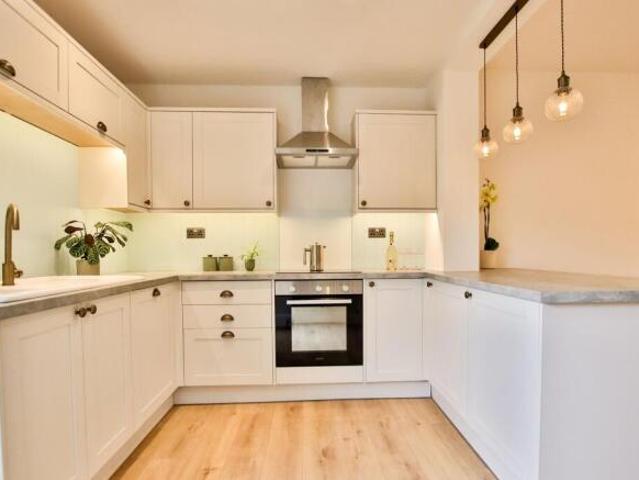 Cottage for sale in Perdiswell, Worcester