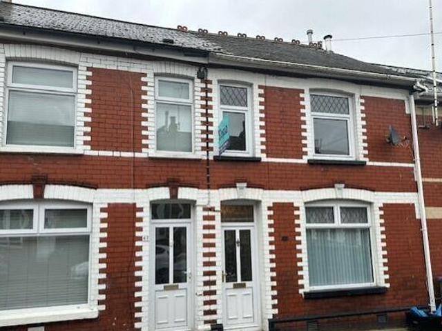 House for sale in Lyons, Greater London