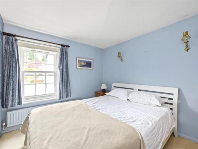 Cottage for sale in St Albans, Five Acres