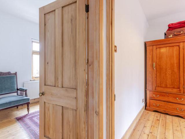 Cottage for sale in Chepping Wycombe, Loudwater