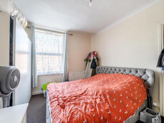 Cottage for sale in Richmond Hill, Leeds
