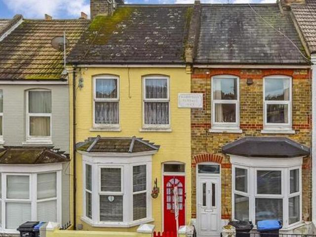 House for sale in West Cliff, Acol