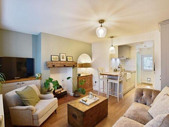 Cottage for sale in Weston-super-mare, North Somerset