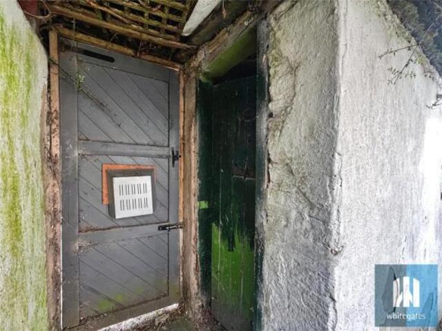 Cottage for sale in Huddersfield, Kirklees