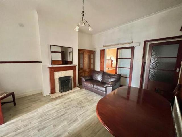 Cottage for sale in Hillhouse, Huddersfield