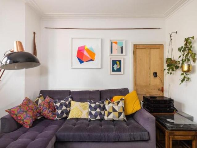 Cottage for sale in Georgia, Greater Manchester
