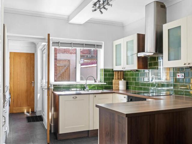 Cottage for sale in Hoole, Two Mills