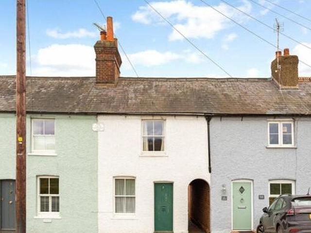 House for sale in Batchworth, Hertfordshire