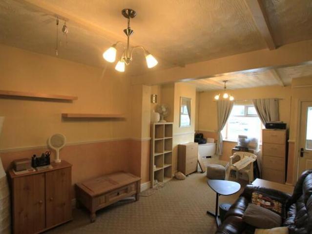 Cottage for sale in Saltney, Wales