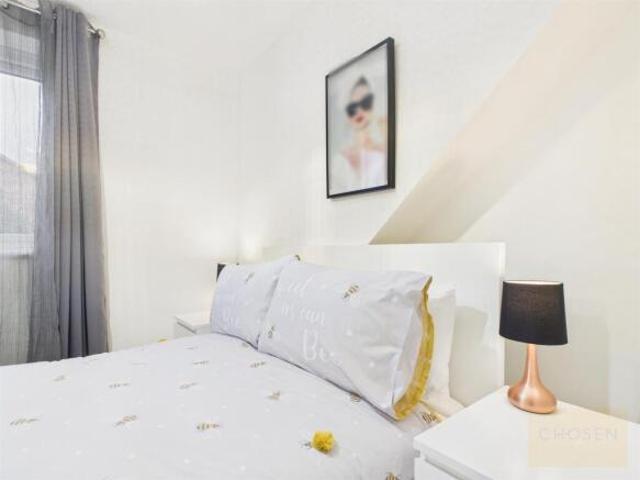 Cottage for sale in Swindon, Cheltenham