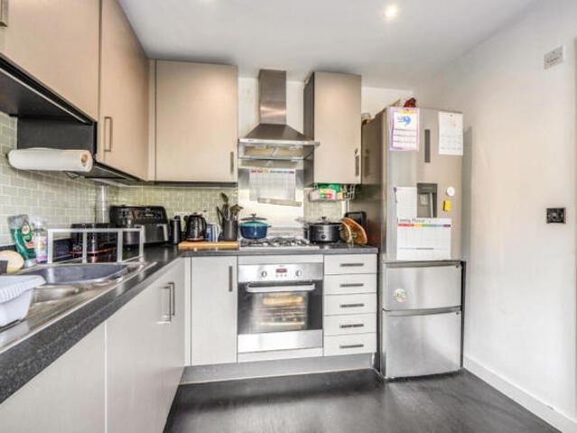 Cottage for sale in Reading