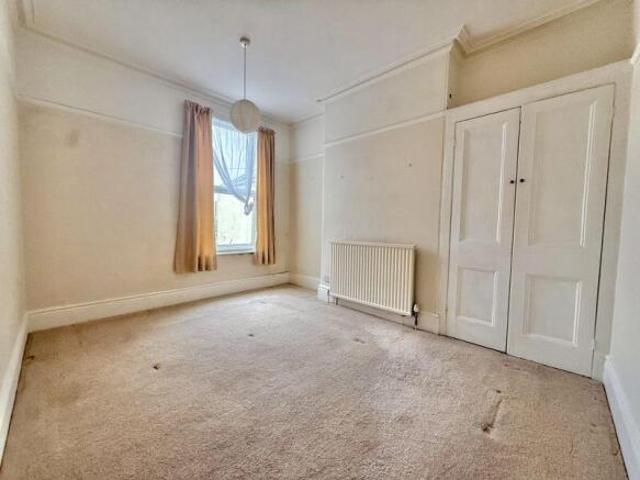 Cottage for sale in Mount Wise