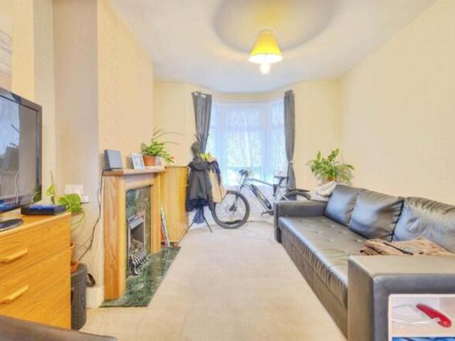 Cottage for sale in Northampton, Northamptonshire