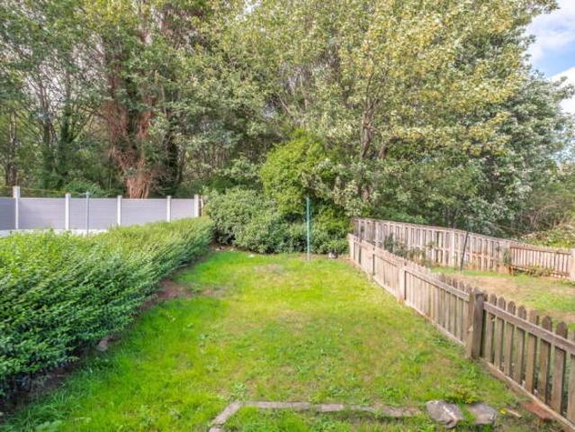 Cottage for sale in Huddersfield, Kirklees