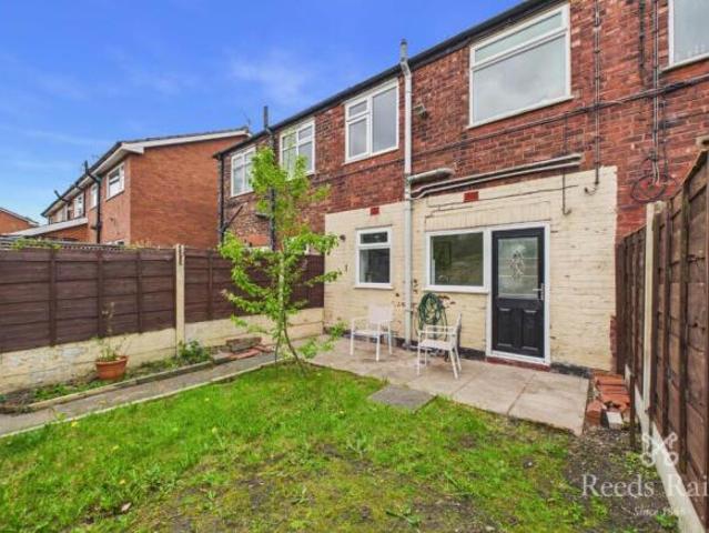 Cottage for sale in Reddish, Greater Manchester