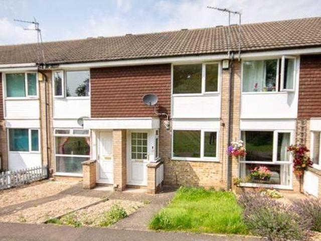 House for sale in Froggatt, East Midlands