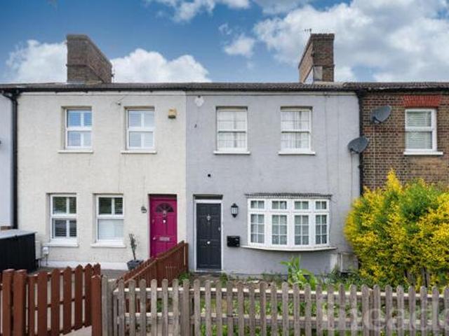 House for sale in Waltham Abbey, Epping Forest