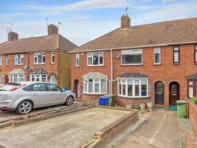 House for sale in Grove Park, Oad Street