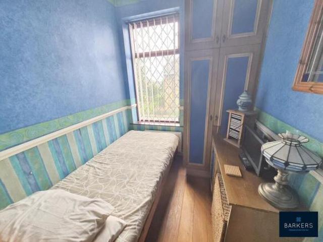 Cottage for sale in Birkenshaw, West Yorkshire