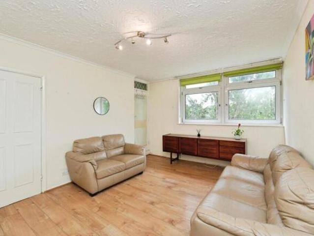 Cottage for sale in Cat Hill