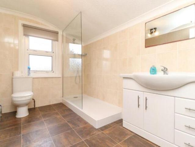 Cottage for sale in Birchington, Acol