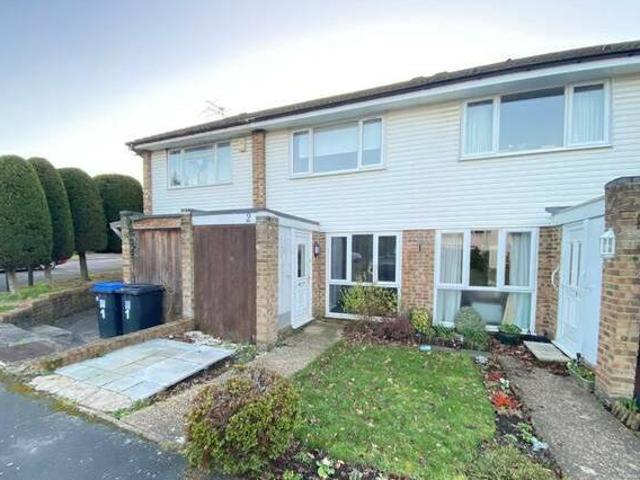 House for rent in Surrey