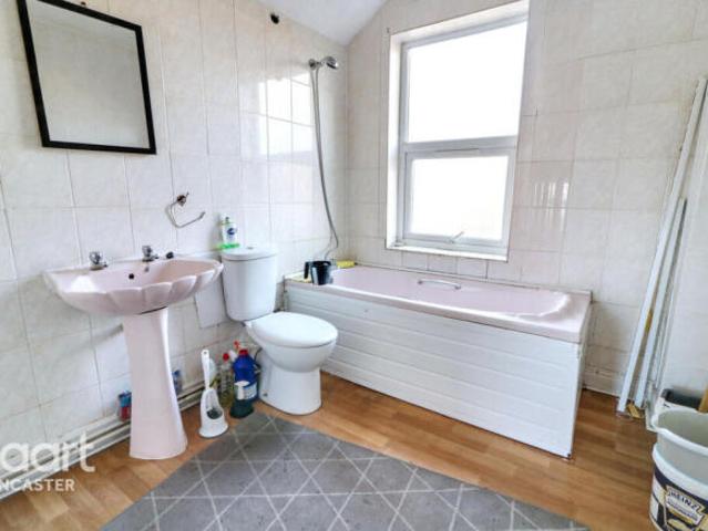 Cottage for sale in Balby, South Yorkshire