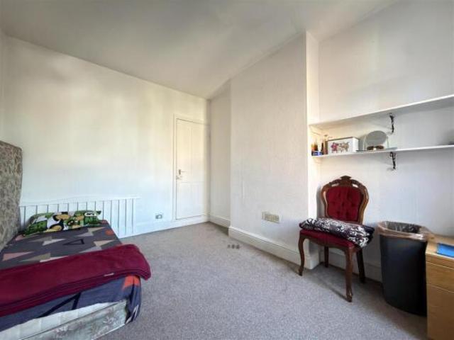 Cottage for sale in Belgrave, Old Wharf