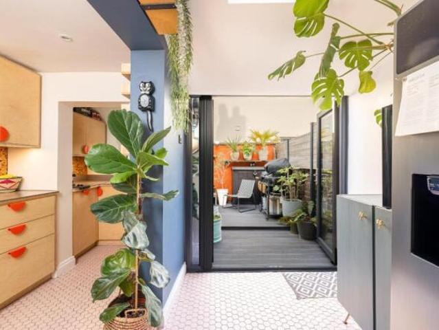 Cottage for sale in Bedminster, Bristol