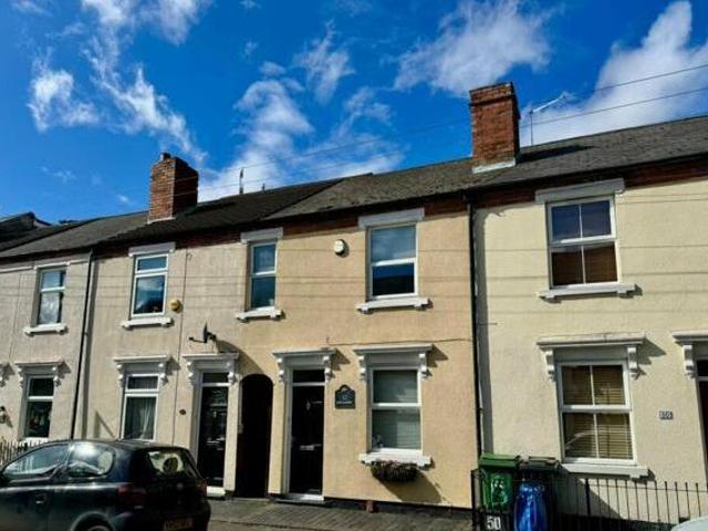 House for sale in Stourbridge, West Midlands