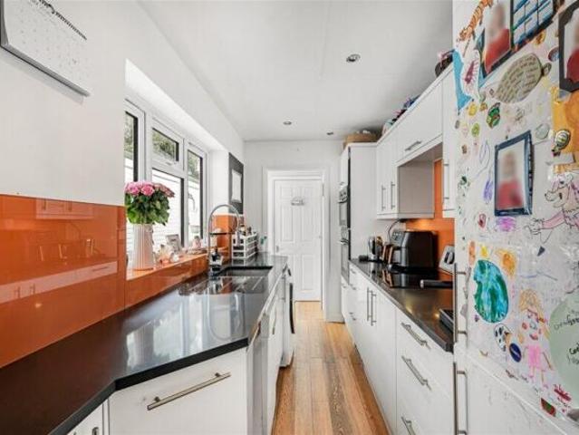 Cottage for sale in Slip End, Bedfordshire