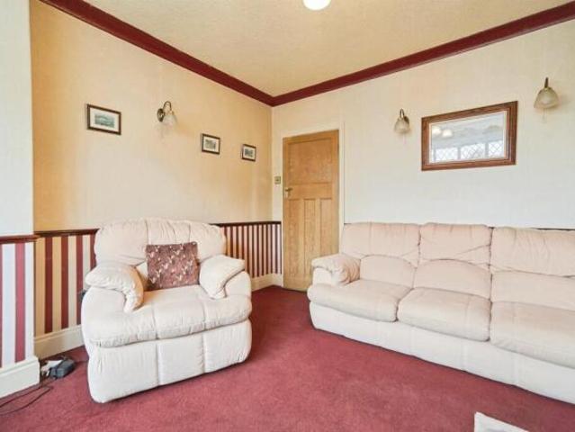 Cottage for sale in Yeadon, West Yorkshire