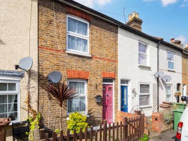 House for sale in Surrey, England