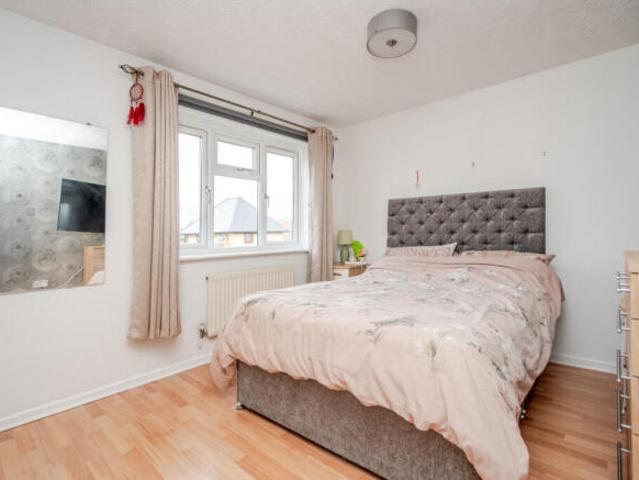 Cottage for sale in Fenny Stratford, Milton Keynes