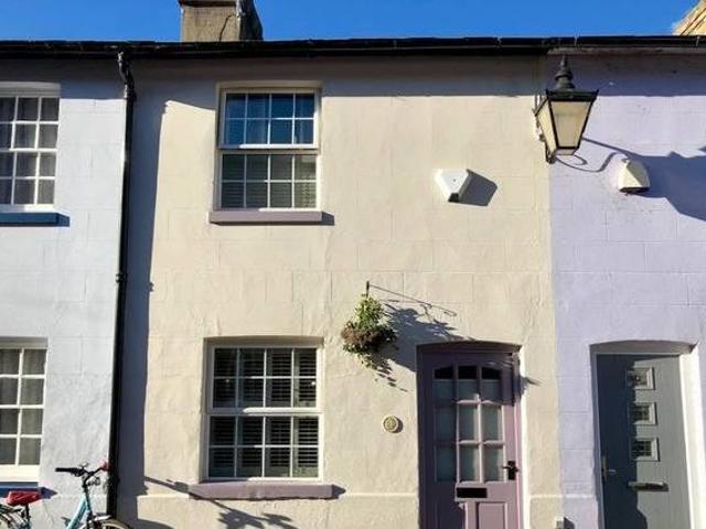 House for sale in Lyons, Greater London