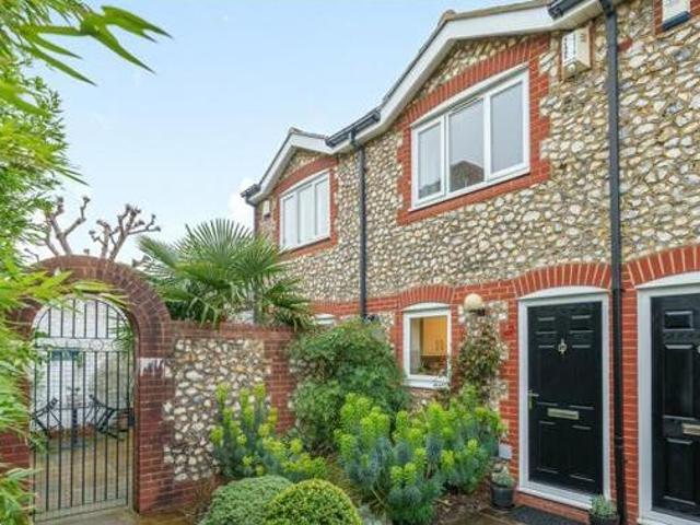 House for sale in Blackhills, Surrey