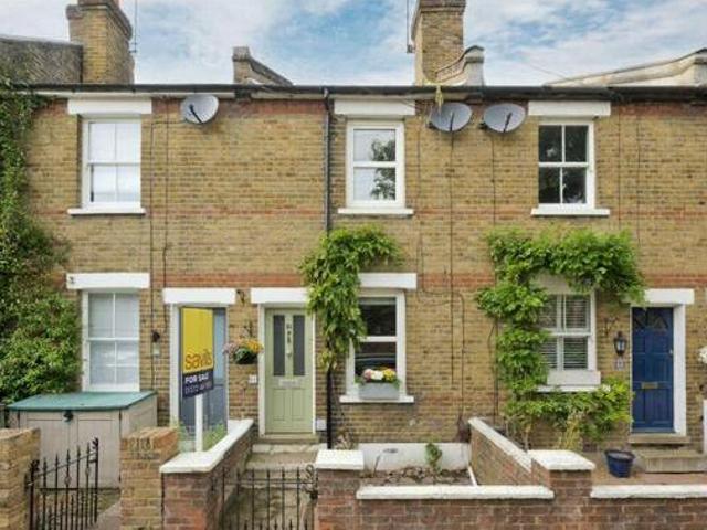 House for sale in Thames Ditton, Elmbridge