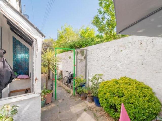 Cottage for sale in Cliftonville West, Acol