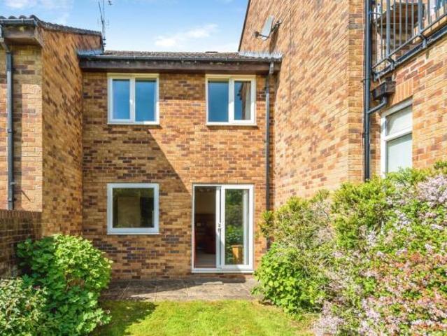 Cottage for sale in Old Town, Swindon